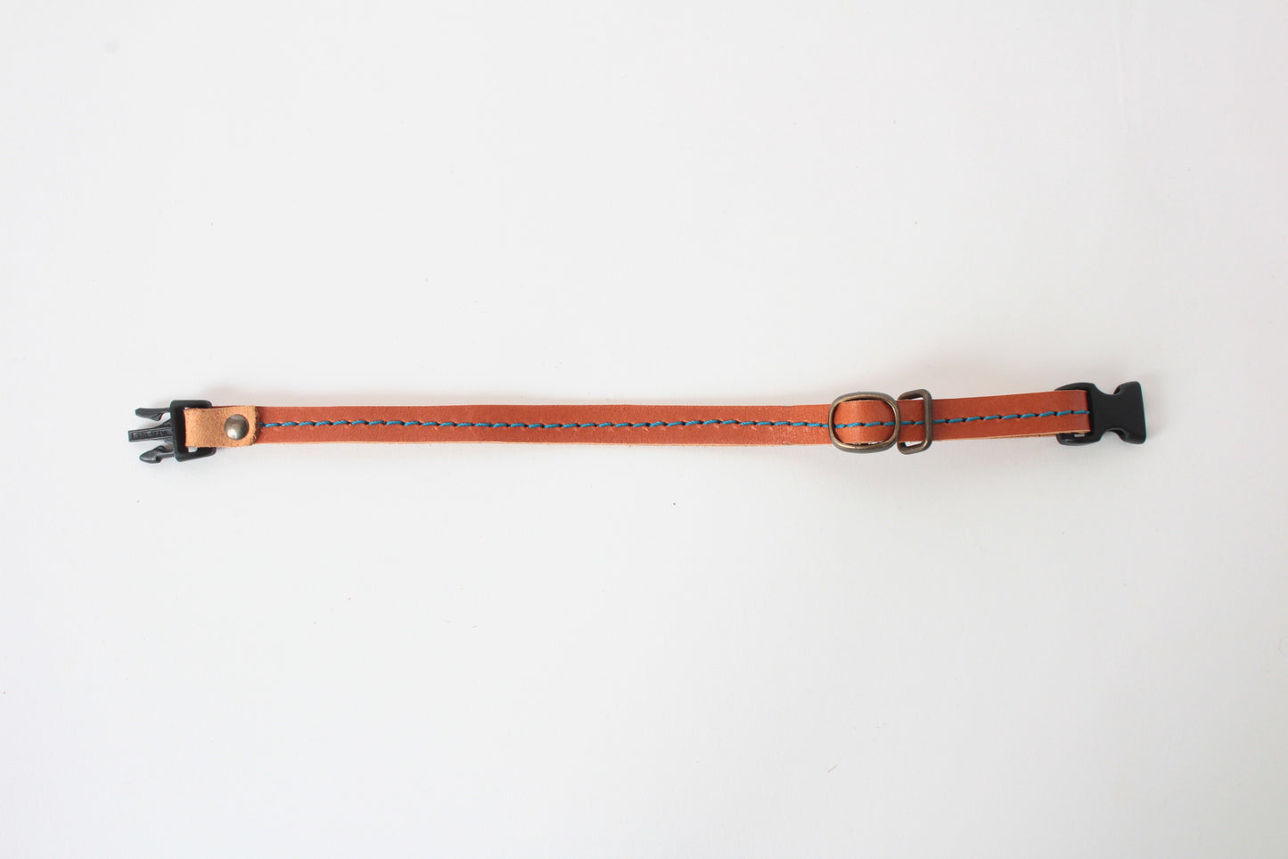 Japanese Genuine Leather Cat Collar Adjustable Camel made in Japan