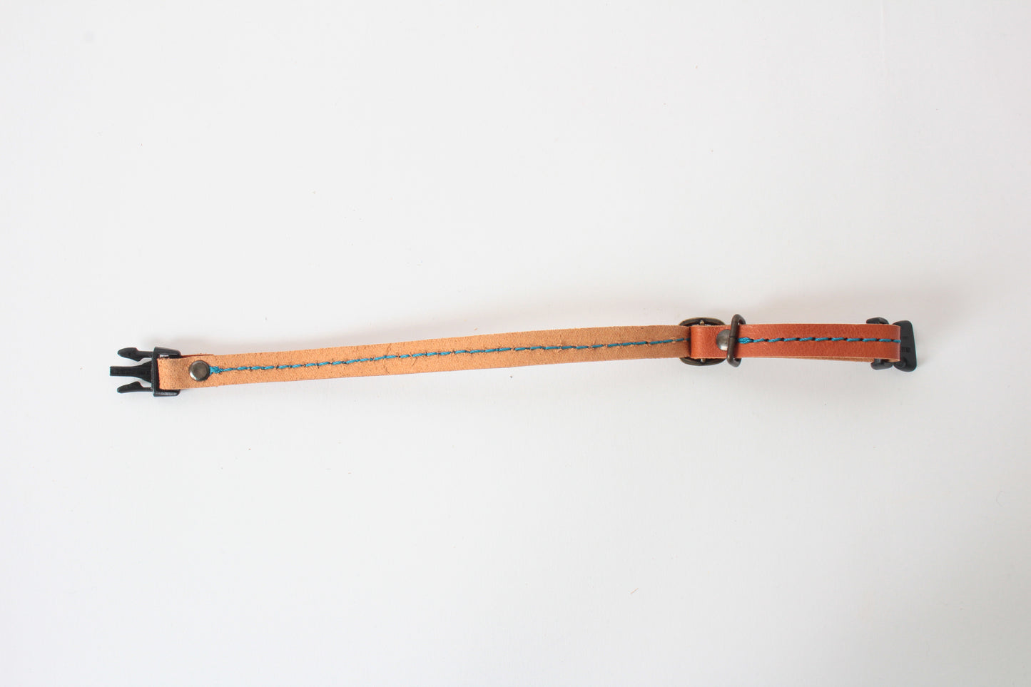 Japanese Genuine Leather Cat Collar Adjustable Camel made in Japan