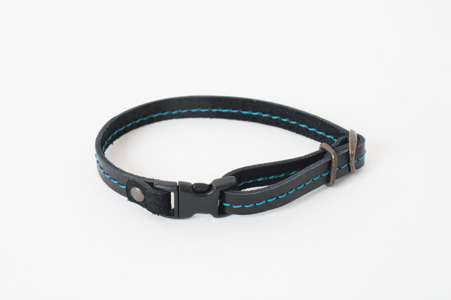 Japanese Genuine Leather Cat Collar Adjustable made in Japan