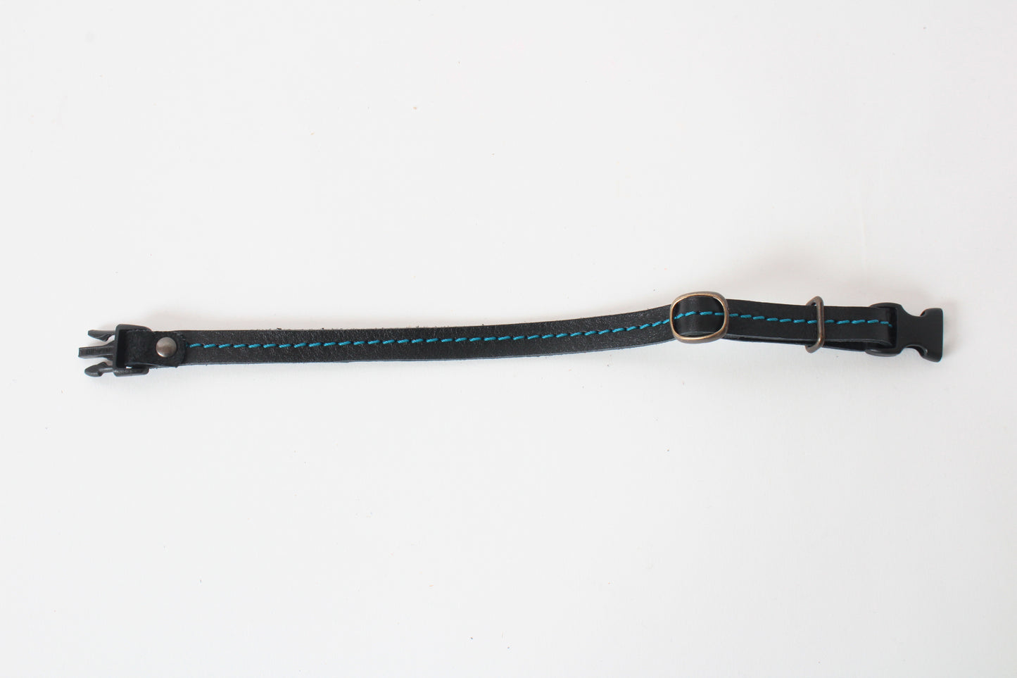 Japanese Genuine Leather Cat Collar Adjustable made in Japan