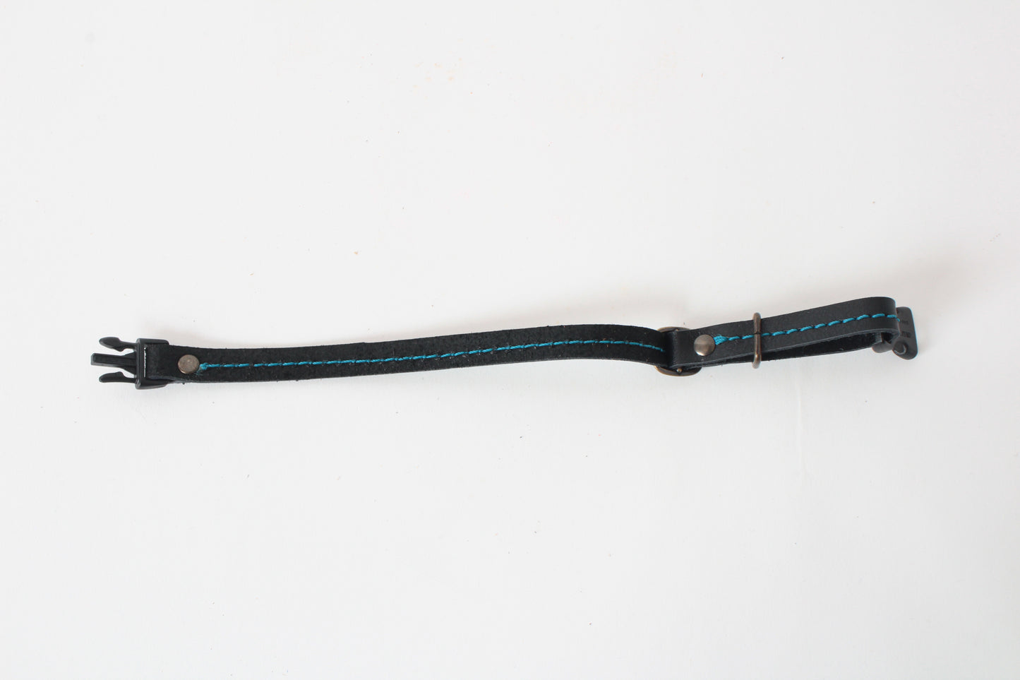 Japanese Genuine Leather Cat Collar Adjustable made in Japan