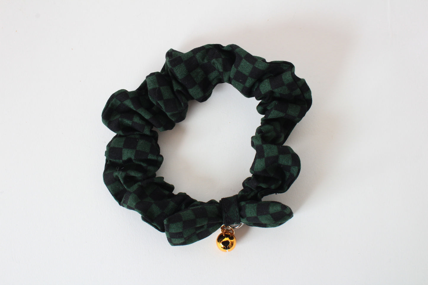 Cat Collar Japanese Elegant ChouChou Ichimatsu Pattern Black & Green w/ a Bell made in Japan