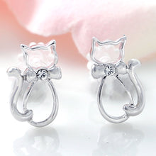 Cat-shaped Silver Frame with Crystal Glass Stud Earrings [made in Japan]