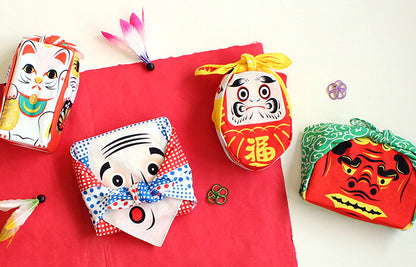 Japanese Furoshiki Wrapping Cloth – “Fuku Cochae” Maneki Neko (Beckoning Cat) Design