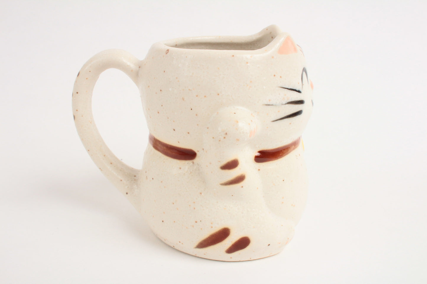 Mino ware Japanese Pottery Mug Cup Manekineko Cat Chiffon White made in Japan