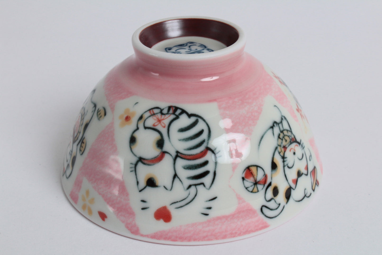 Mino ware Japanese Ceramics Rice Bowl Manekineko Koban Cat Pink made in Japan