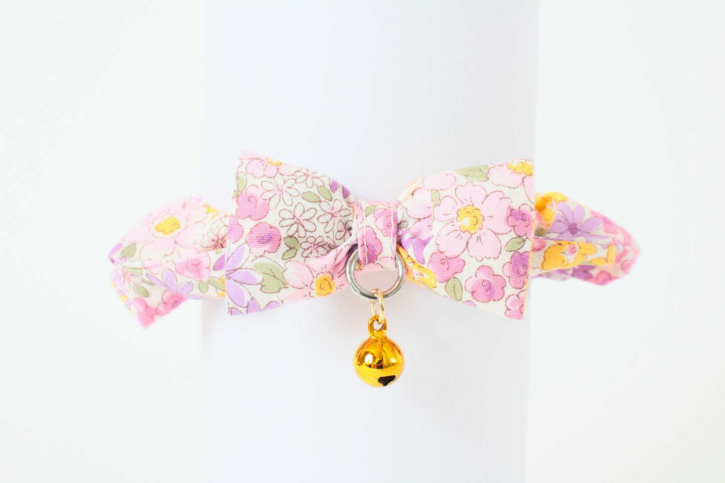 Cat Collar Japanese Elegant ChouChou Flower Pink Pattern w/ a Bell made in Japan