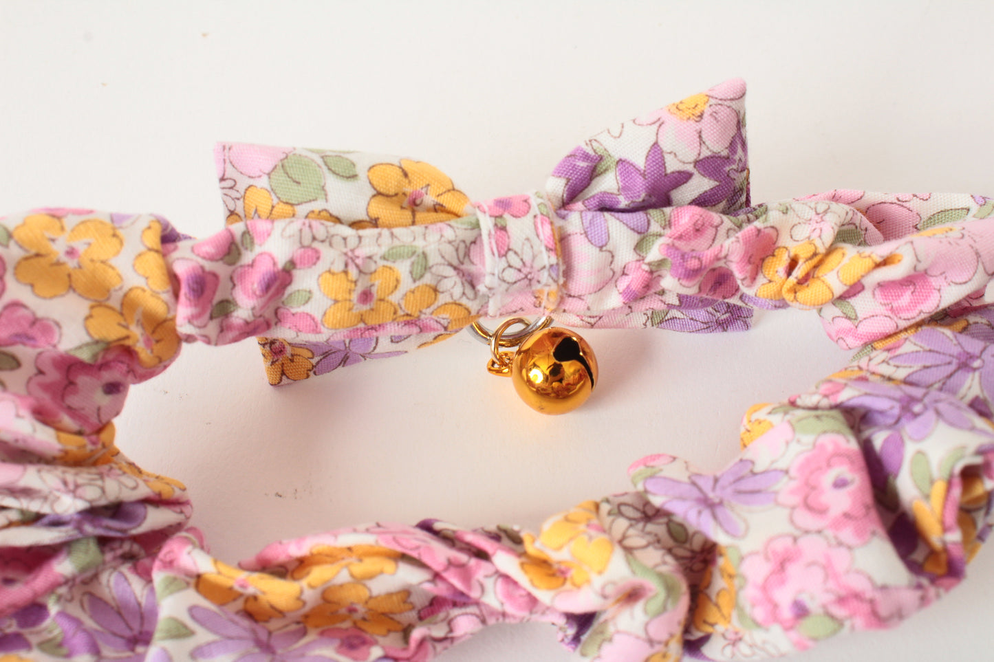 Cat Collar Japanese Elegant ChouChou Flower Pink Pattern w/ a Bell made in Japan