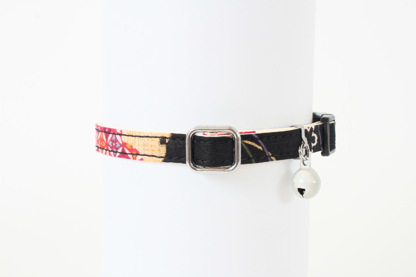 Cat Collar Japanese Sakura Cherry Blossom Pattern w/ a Bell Black, Breakaway buckle made in Japan