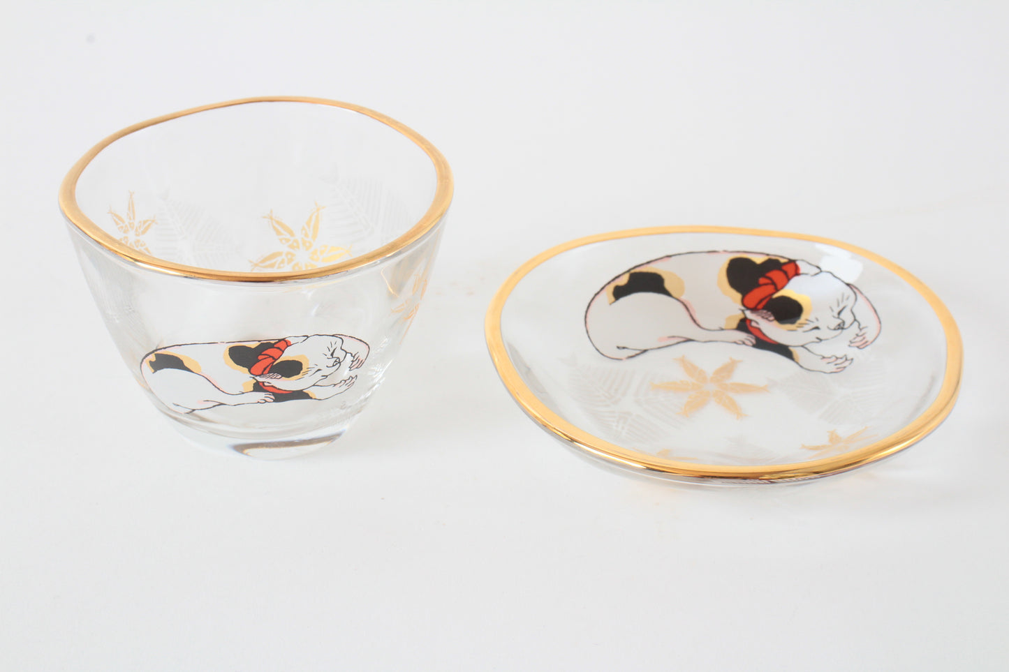 Japanese Sake Glass & Saucer Set Edo Neko Japanese Ukiyo-e Cat Printed Gold Edge with Wooden Box made in Japan