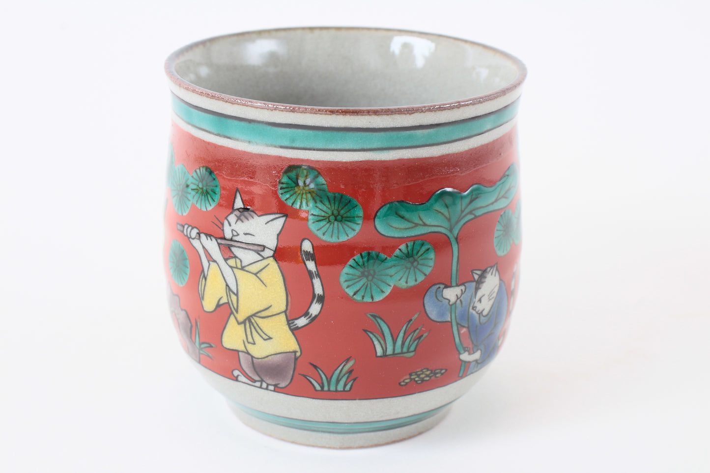 Kutani ware Japanese Pottery Mug Cup Cats in Japanese Clothes Burgundy Red made in Japan