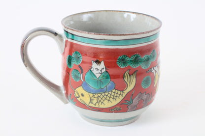 Kutani ware Japanese Pottery Mug Cup Cats in Japanese Clothes Burgundy Red made in Japan