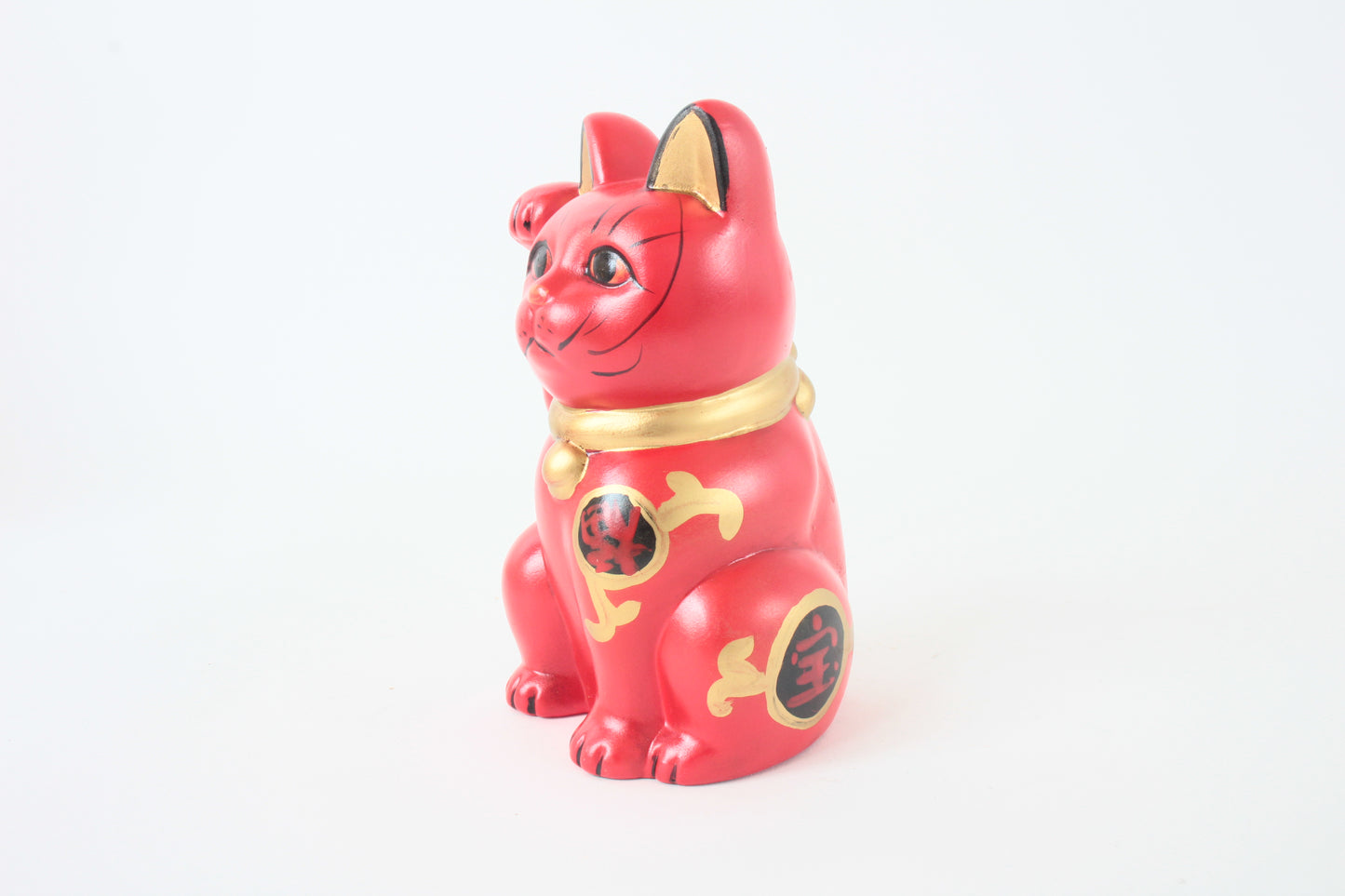Seto ware Ceramics Manekineko Statue Beckoning Cat Red with right paw raised Kissho Style 5.9in made in Japan