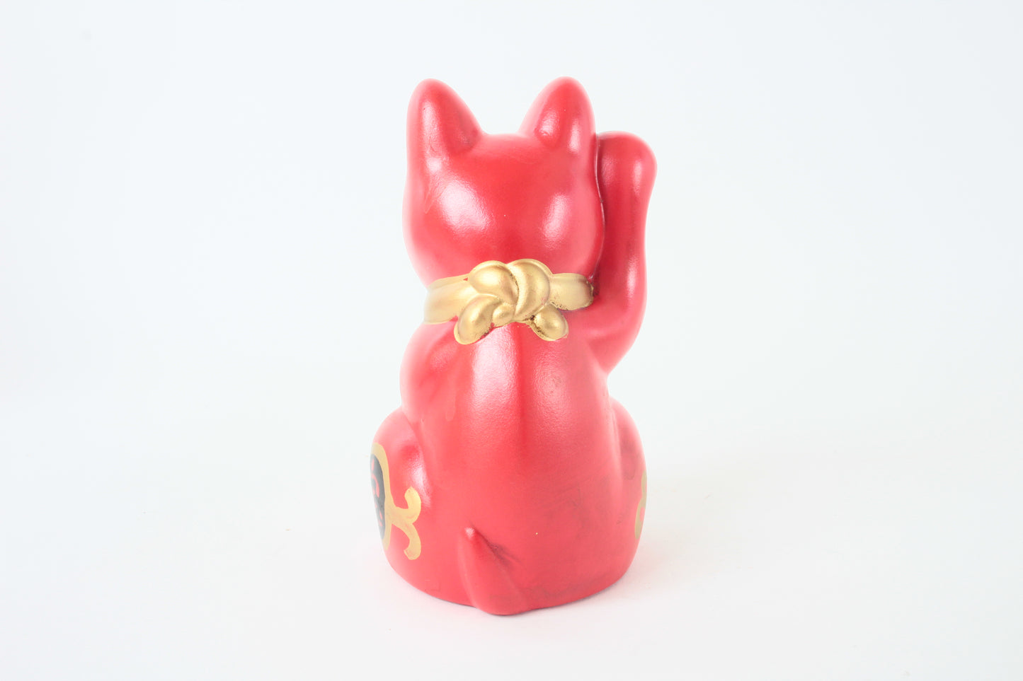 Seto ware Ceramics Manekineko Statue Beckoning Cat Red with right paw raised Kissho Style 5.9in made in Japan