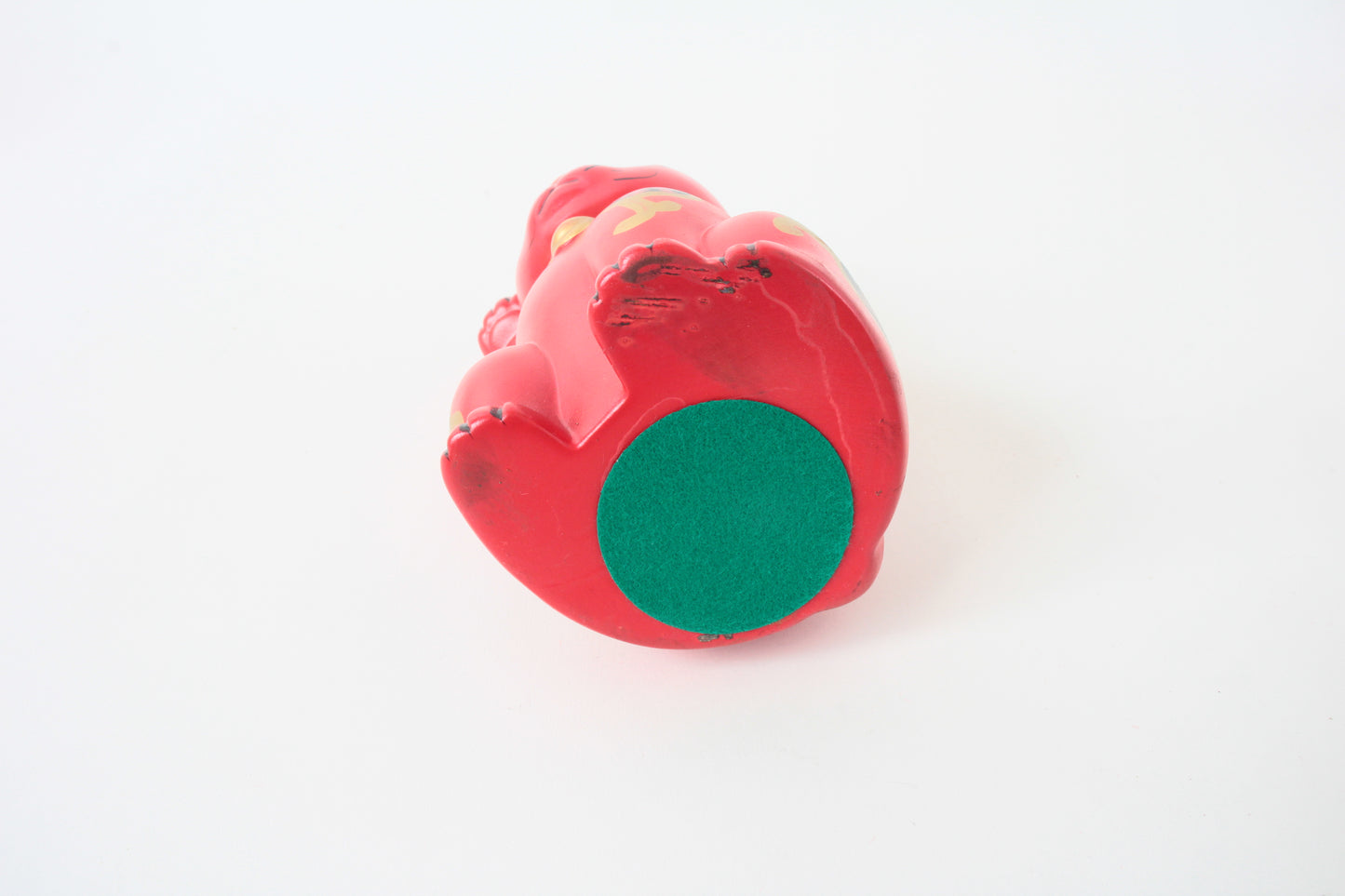 Seto ware Ceramics Manekineko Statue Beckoning Cat Red with right paw raised Kissho Style 5.9in made in Japan