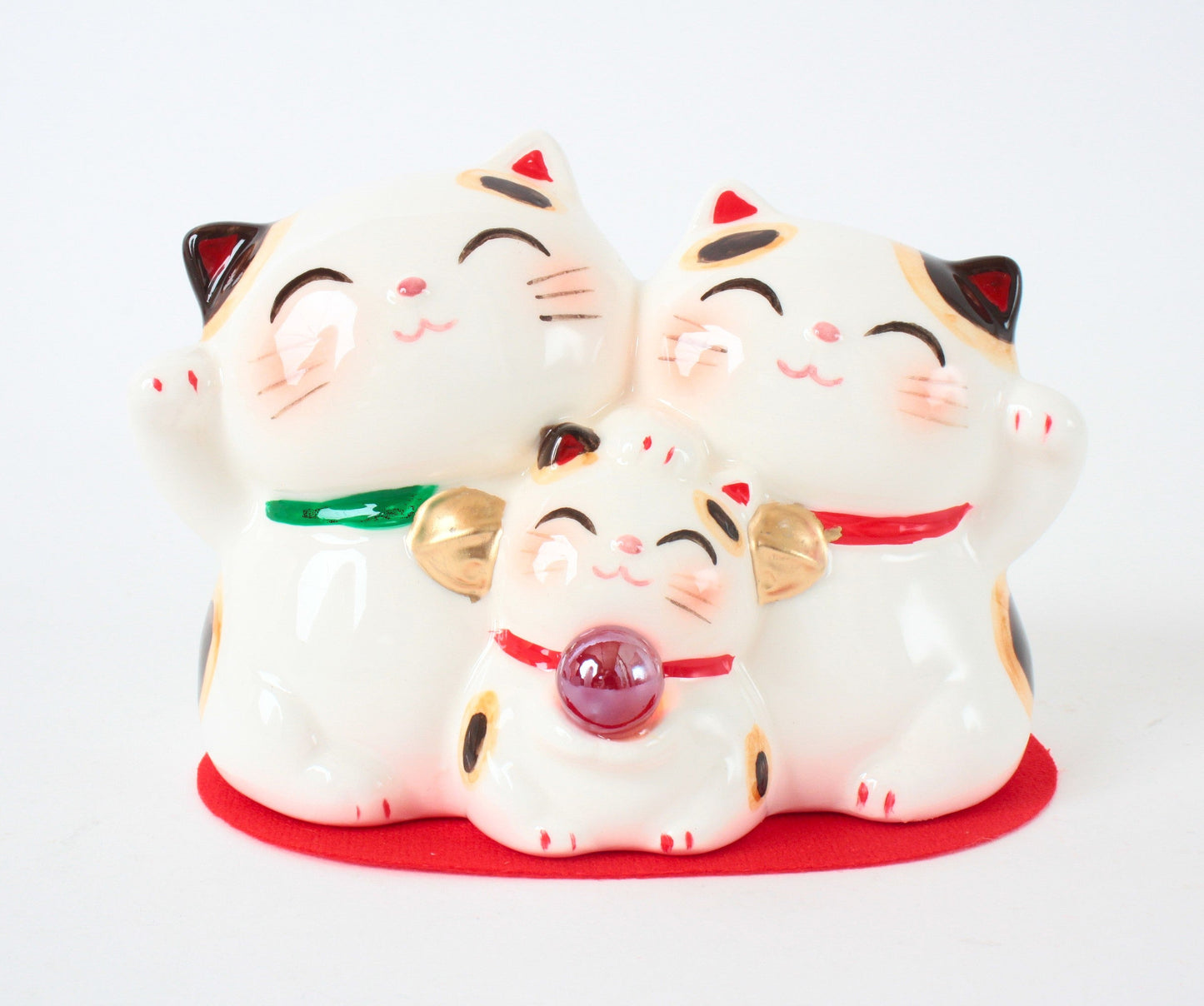 Seto ware Ceramics Manekineko Statue Beckoning Cat Smiling Cat Family White 2.6in made in Japan