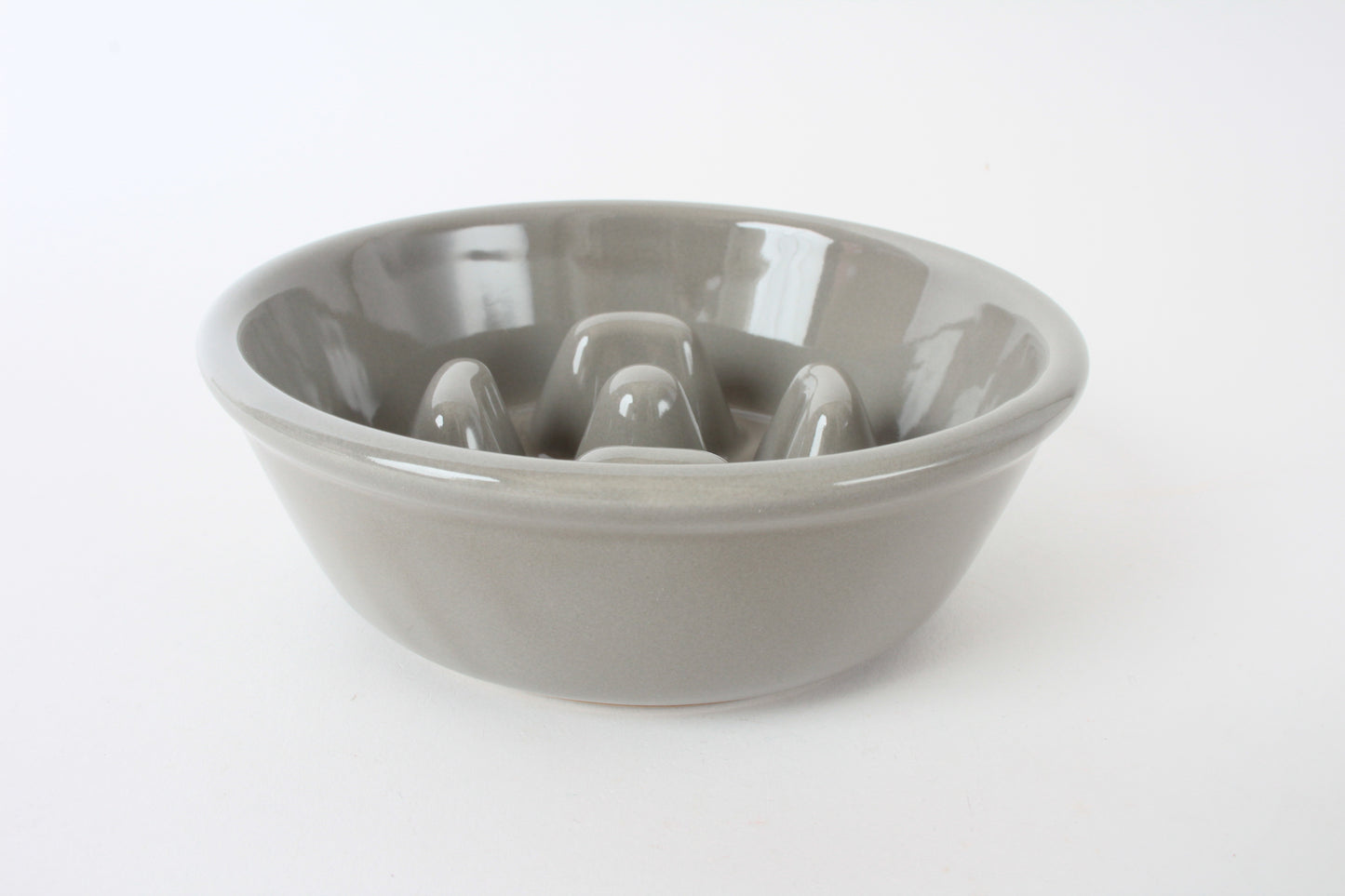 Mino ware Japanese Ceramics Cat Food Bowl Food Vessel Flat Gray w/Protrusions to Prevent Fast Eating Made in Japan