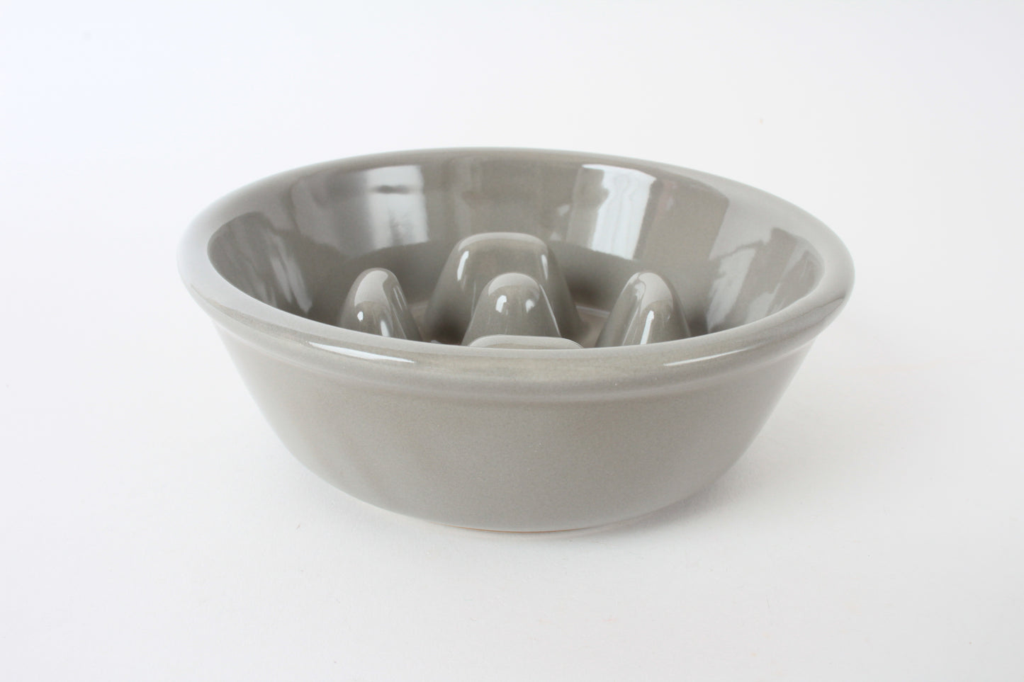 Mino ware Japanese Ceramics Cat Food Bowl Food Vessel Flat Gray w/Protrusions to Prevent Fast Eating Made in Japan