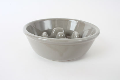 Mino ware Japanese Ceramics Cat Food Bowl Food Vessel Flat Gray w/Protrusions to Prevent Fast Eating Made in Japan