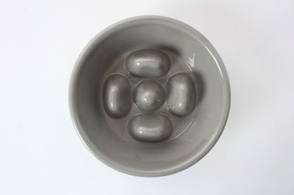 Mino ware Japanese Ceramics Cat Food Bowl Food Vessel Flat Gray w/Protrusions to Prevent Fast Eating Made in Japan