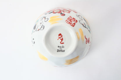 Mino ware Japanese Ceramics Hand-Drawn Rice Bowl Cat and Plum Flowers Red made in Japan