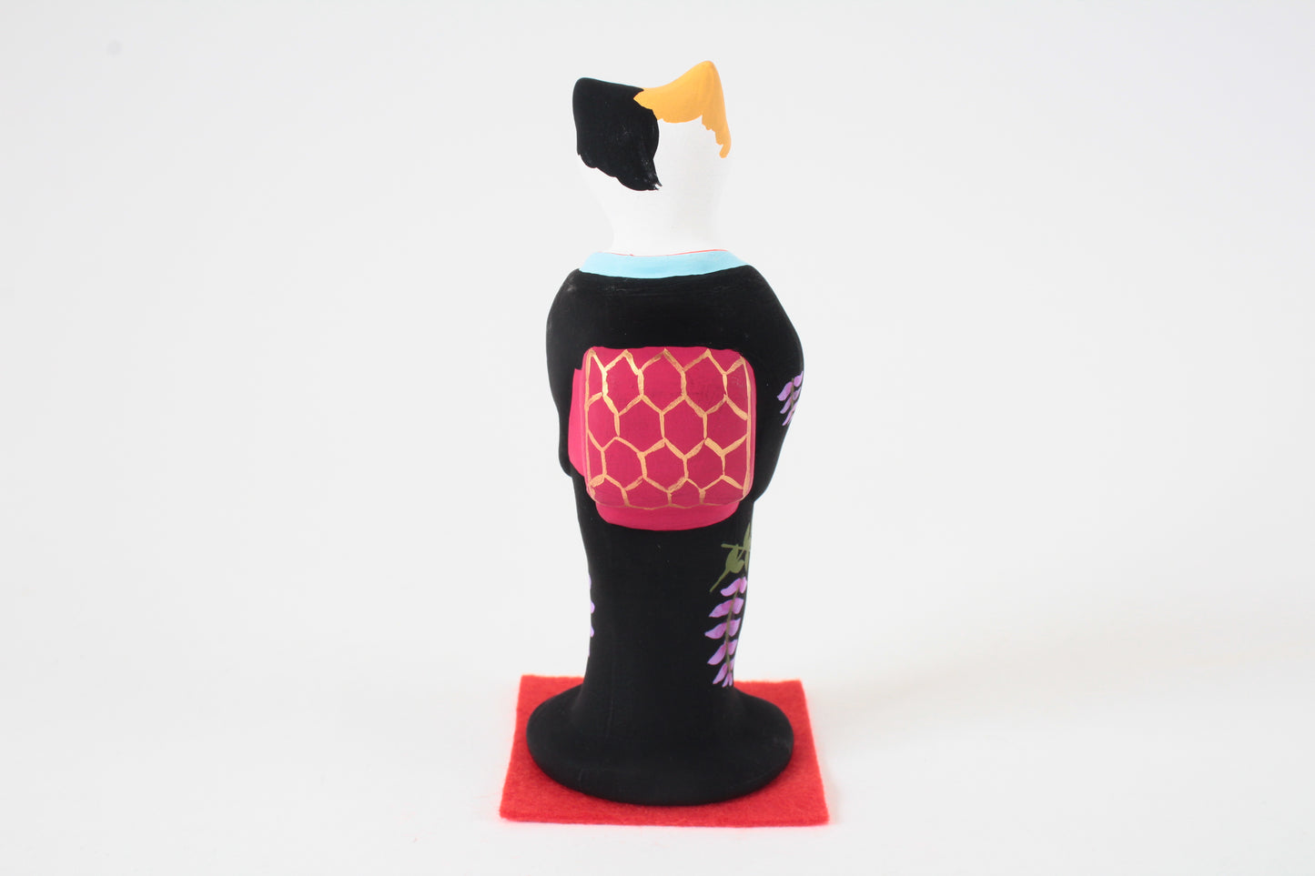 Yanakado Japanese Cat Statue in Kimono Calico holding a Red Tabby Black Kimono 4.5in Hand-Drawn made in Tokyo Japan