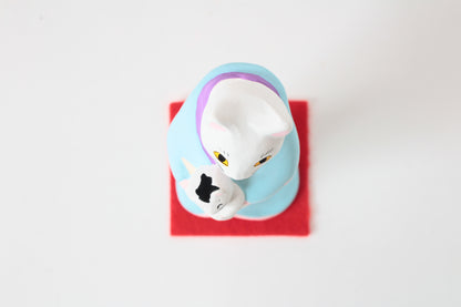 Yanakado Japanese Cat Statue in Kimono White Cat holding a Cow Cat Sky Blue Kimono 4.5in Hand-Drawn made in Tokyo Japan
