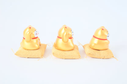 Yanakado Japanese Cat Mini Statue Figurine Golden Ultimate Lucky Beckoning Cat Trio 1.7in Hand-Drawn made in Tokyo Japan