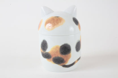 Mino ware Japanese Ceramic Lidded Pot Cat Pit (Large) Calico Cat made in Japan