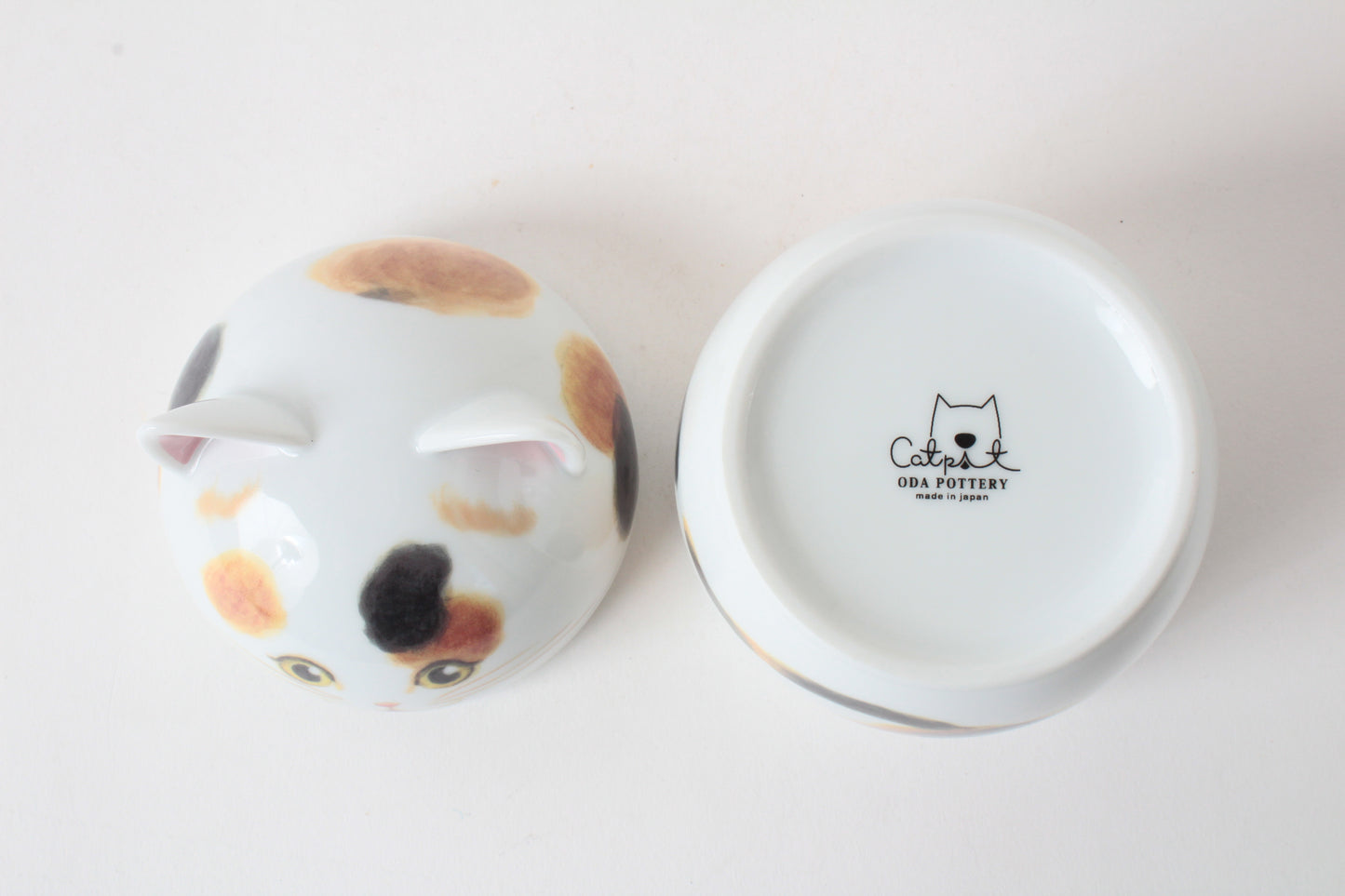 Mino ware Japanese Ceramic Lidded Pot Cat Pit (Large) Calico Cat made in Japan