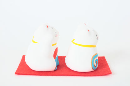 Yanakado Japanese Cat Mini Statue Figurine Lucky Beckoning Cat Pair Mt. Fuji & Sea Bream (set of two) 1.9in Hand-Drawn made in Tokyo Japan