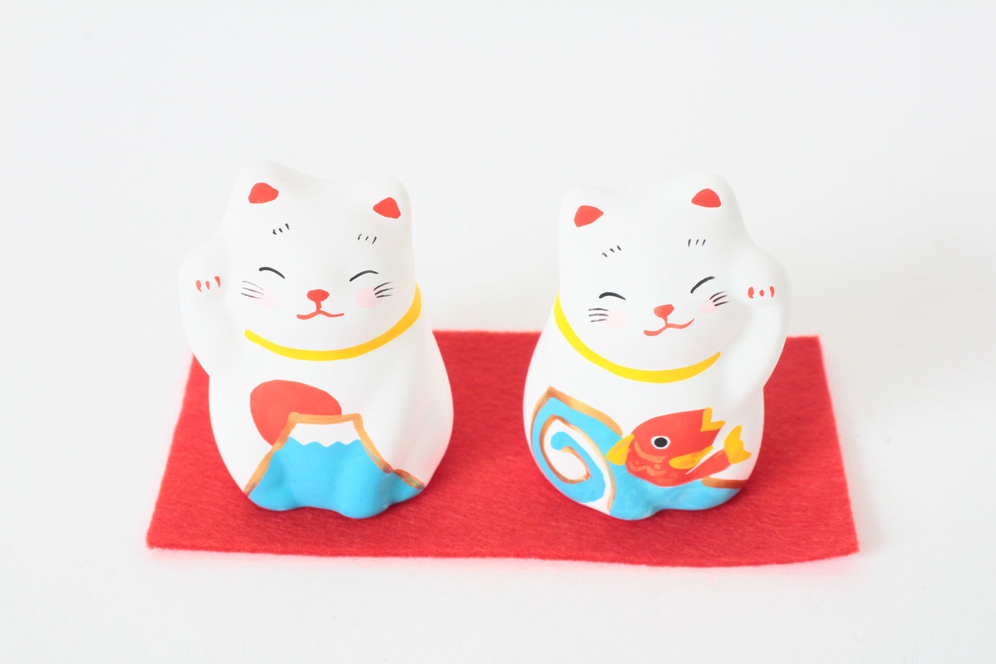 Yanakado Japanese Cat Mini Statue Figurine Lucky Beckoning Cat Pair Mt. Fuji & Sea Bream (set of two) 1.9in Hand-Drawn made in Tokyo Japan