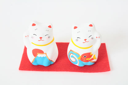 Yanakado Japanese Cat Mini Statue Figurine Lucky Beckoning Cat Pair Mt. Fuji & Sea Bream (set of two) 1.9in Hand-Drawn made in Tokyo Japan