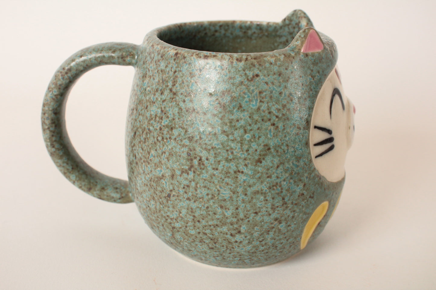 Mino ware Japanese Pottery Mug Cup Cat Daruma Green made in Japan