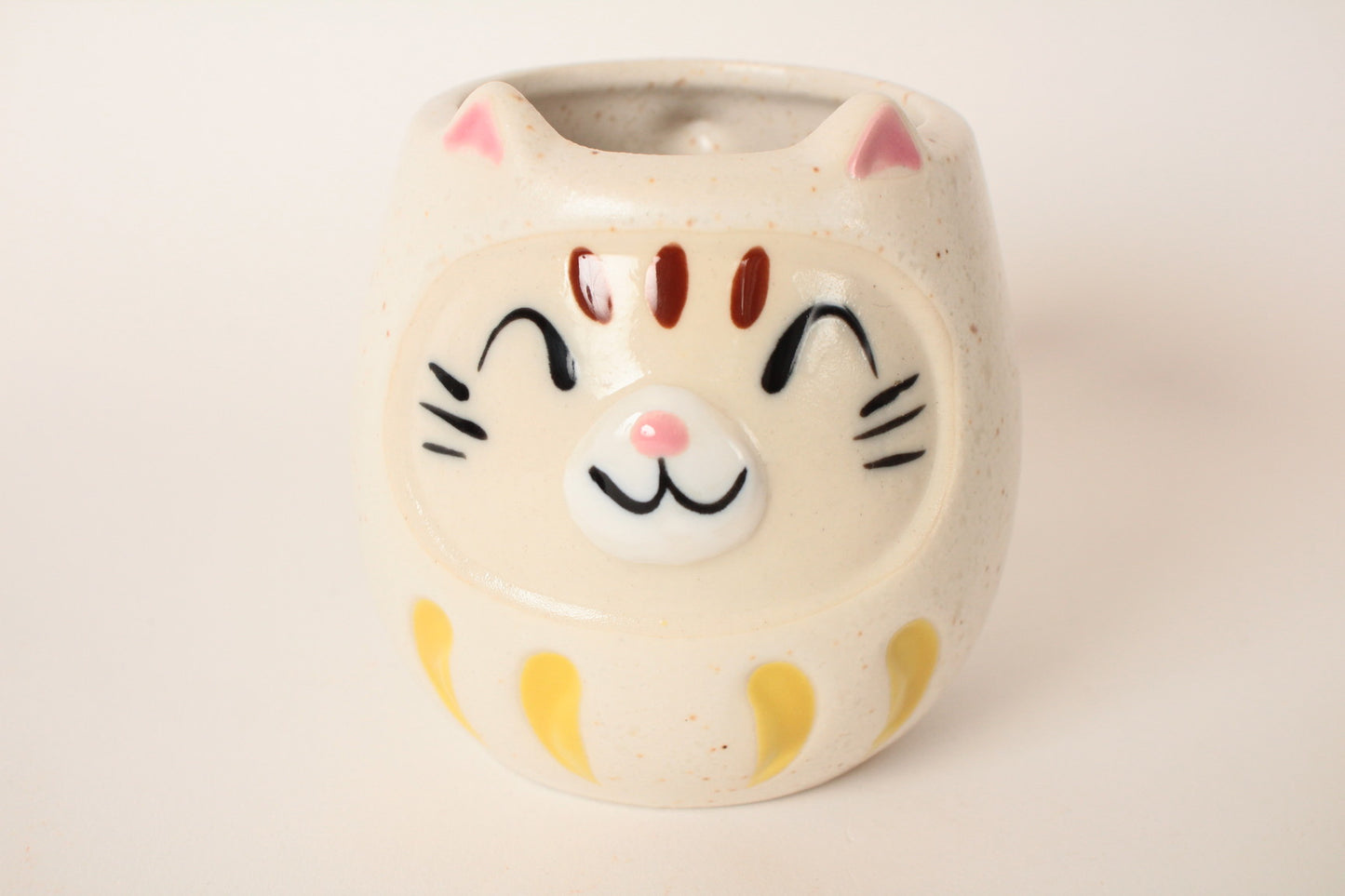 Mino ware Japanese Pottery Mug Cup Cat Daruma Chiffon White made in Japan