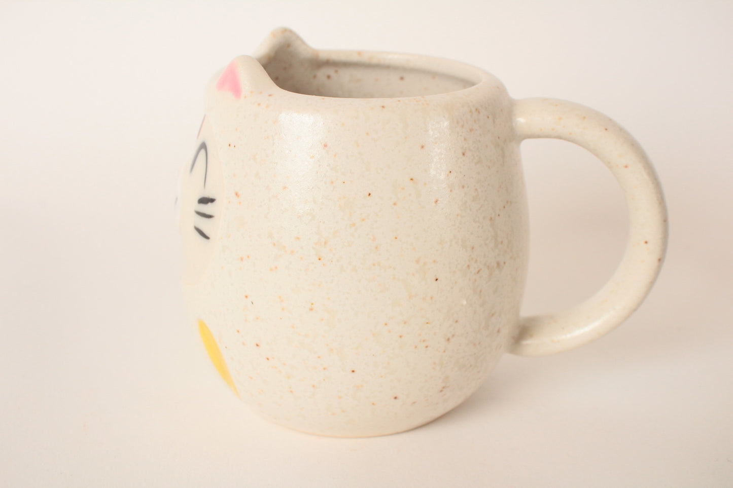 Mino ware Japanese Pottery Mug Cup Cat Daruma Chiffon White made in Japan