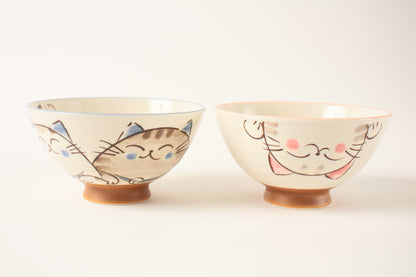 【2pcs set】Mino ware Japanese Ceramics Pair Rice Bowl Blue & Pink Smiling Cat made in Japan