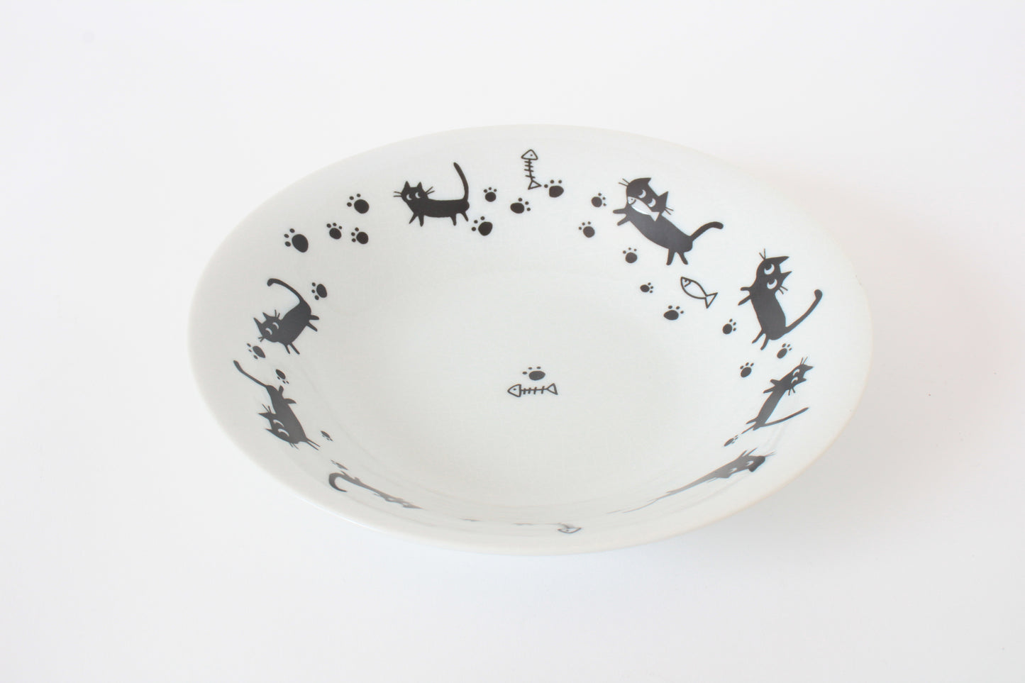 Mino ware Japanese Ceramics Large Round Plate Black Walking Cats made in Japan