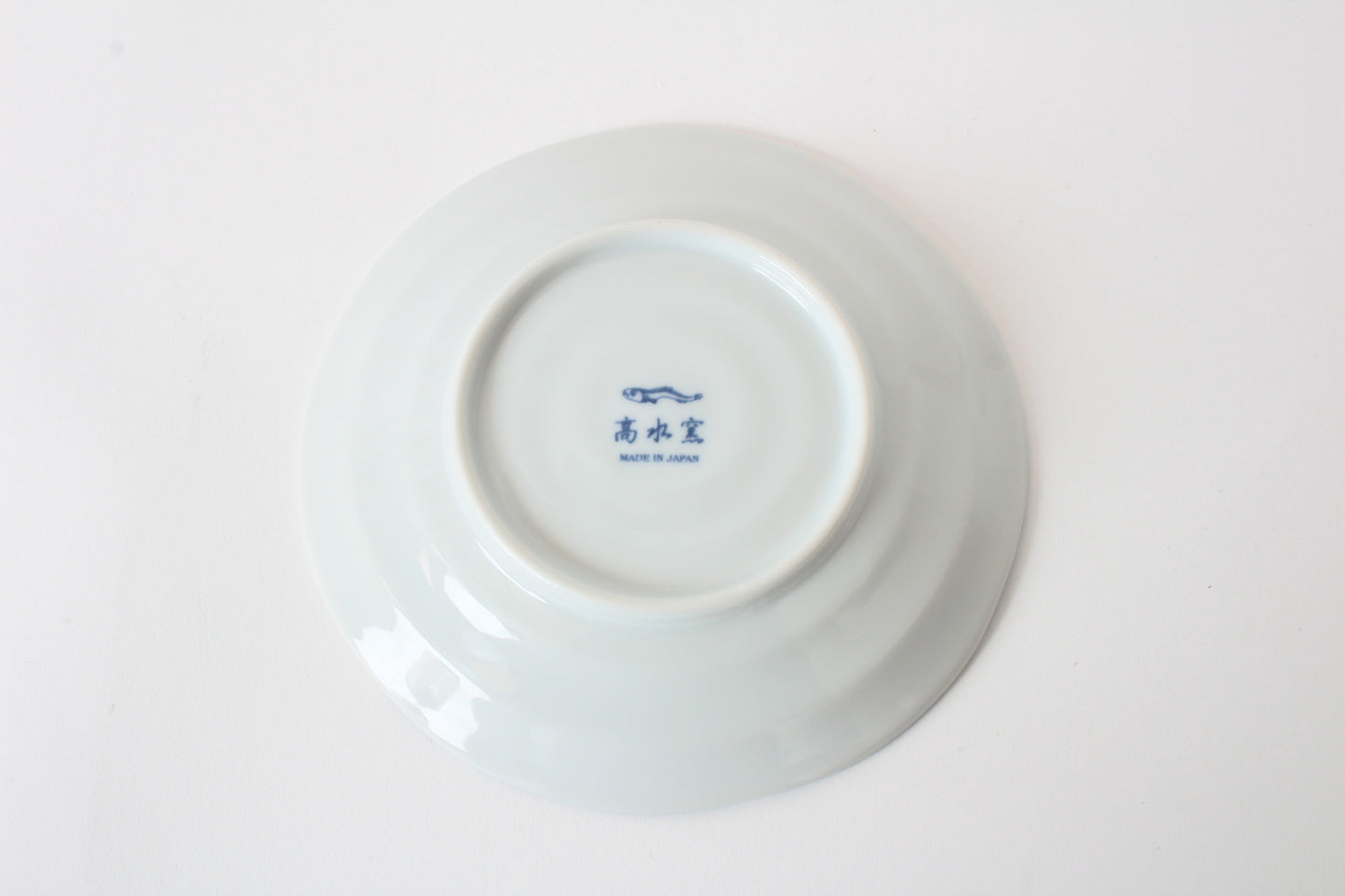 【2pcs set】Mino ware Japanese Ceramics Pair Round Plate 6.5in Japanese Cat Fishing Seigaiha pattern (set of two) made in Japan (Large Flat)