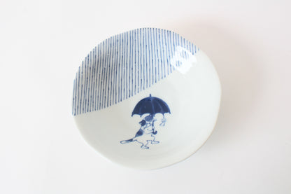 【2pcs set】Mino ware Japanese Ceramics Pair Round Plate 6.5in Japanese Cat with umbrella Tokusa pattern (set of two) made in Japan (Medium Deep)