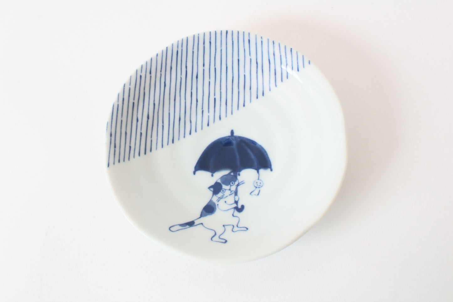 【2pcs set】Mino ware Japanese Ceramics Pair Round Plate 5.4in Japanese Cat with umbrella Tokusa pattern (set of two) made in Japan (Small Flat)