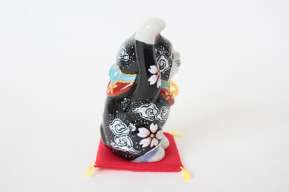 Kutani ware Ceramics Manekineko Statue Beckoning Cat Black Cat Mt. Fuji & Cherry Blossom 4.5in made in Japan