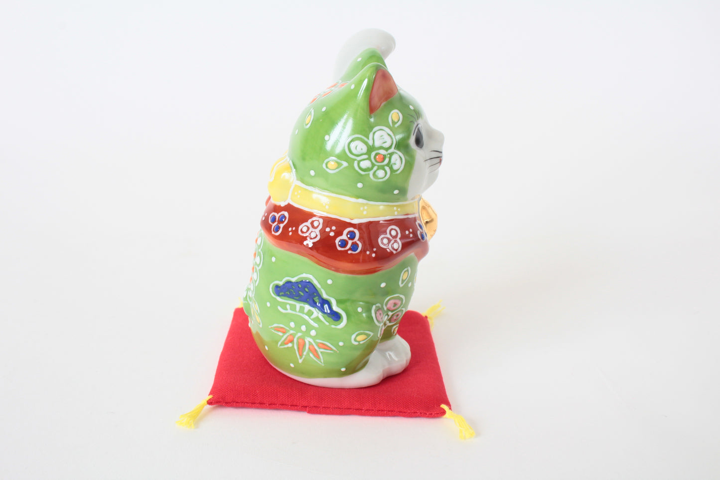 Kutani ware Ceramics Manekineko Statue Beckoning Cat Green Flower Pattern 4.0in made in Japan
