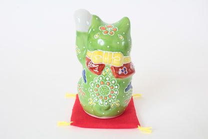 Kutani ware Ceramics Manekineko Statue Beckoning Cat Green Flower Pattern 4.0in made in Japan